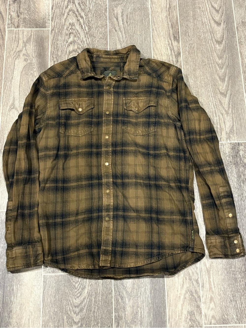 Men's Brown Plaid Button-Down Shirt Jacket